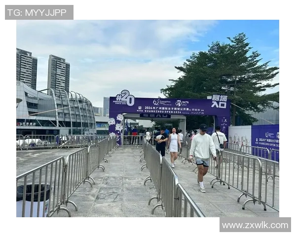 赛后分析：广州网球队与深圳网球队在比赛中的战术意识与表现对比