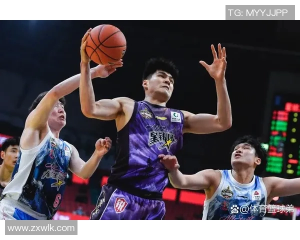 广州篮球队反击战术解析与未来发展趋势探讨